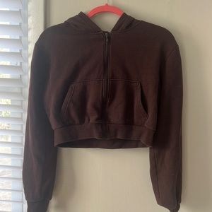 Basic zipped hoodie